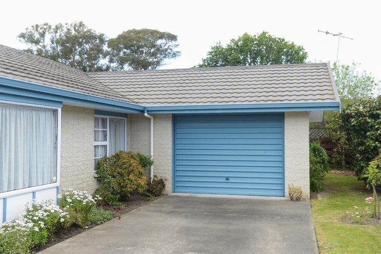Photo of property in 46b Hetley Crescent, Taradale, Napier, 4112
