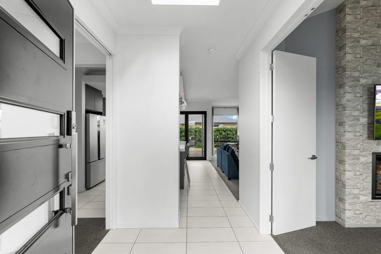 Photo of property in 48 The Runway, Wigram, Christchurch, 8042