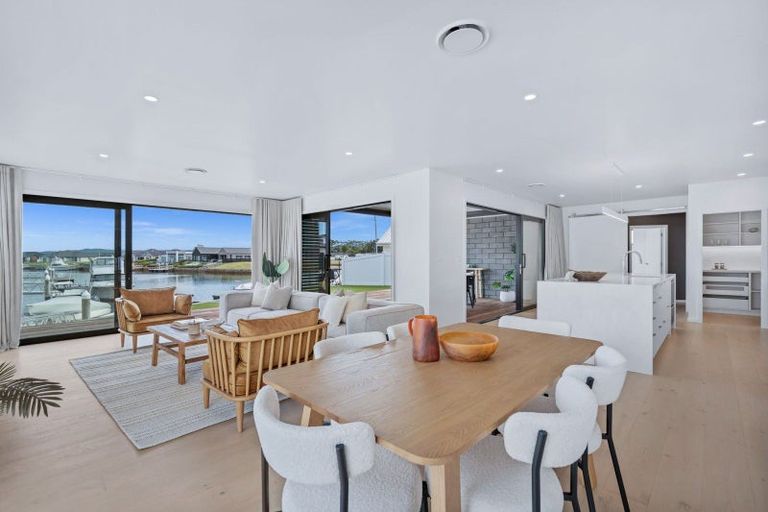 Photo of property in 49 Stace Hopper Drive, One Tree Point, 0118