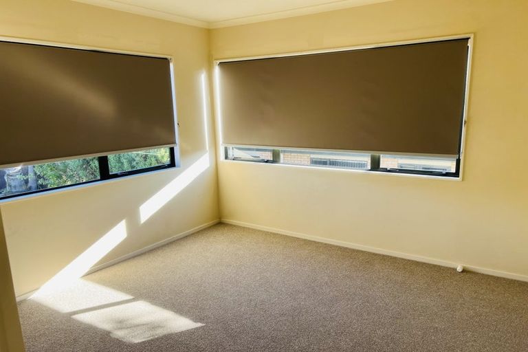 Photo of property in 49 Lilybank Crescent, East Tamaki, Auckland, 2013