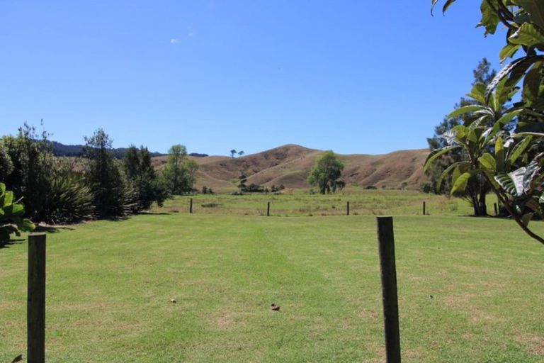 Photo of property in 1215 Whangapoua Sh25 Road, Te Rerenga, Coromandel, 3582