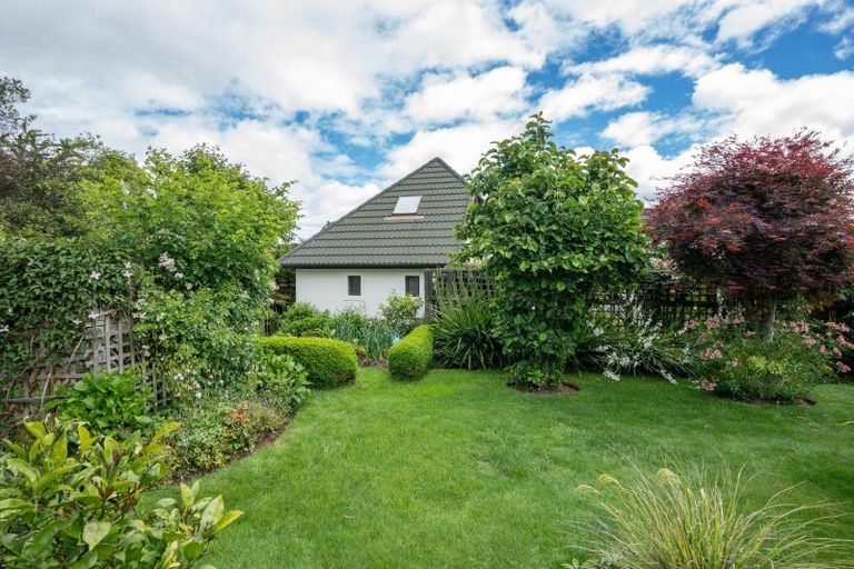 Photo of property in 58 Rokino Road, Hilltop, Taupo, 3330