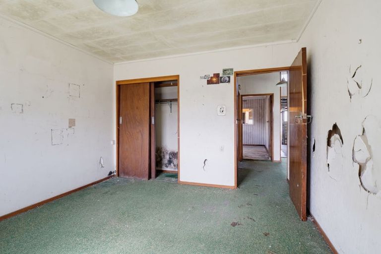 Photo of property in 19 Papakowhai Court, West End, Palmerston North, 4412