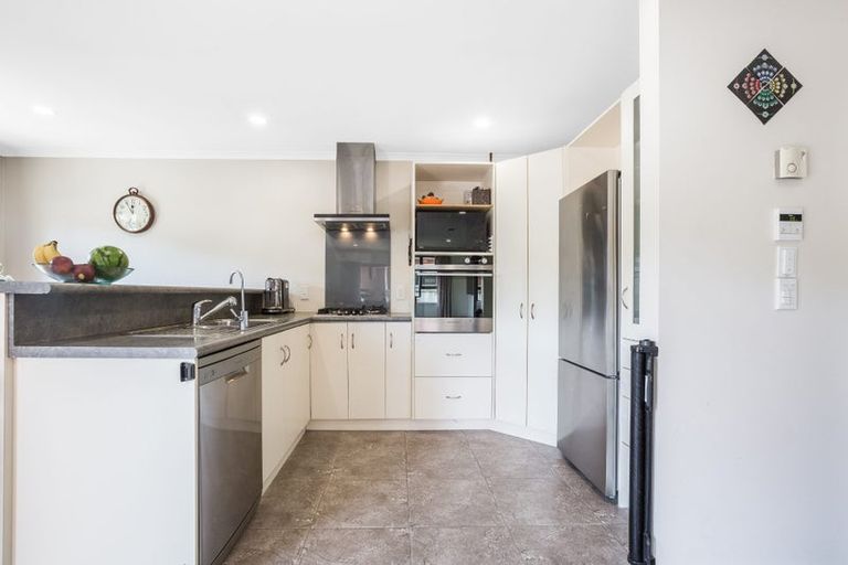 Photo of property in 13 Woodland Grove, Wainuiomata, Lower Hutt, 5014