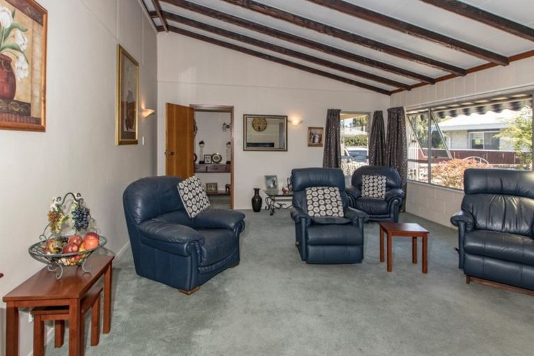 Photo of property in 14 Saint Hill Lane, Havelock North, 4130