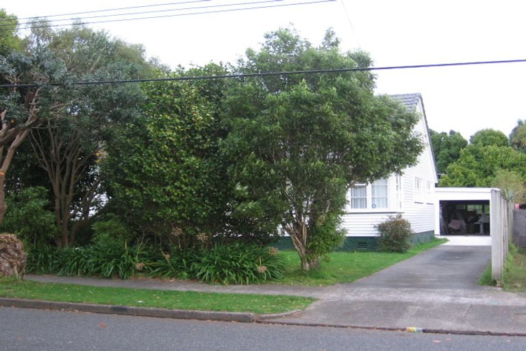 Photo of property in 70 Durham Crescent, Fairfield, Lower Hutt, 5011