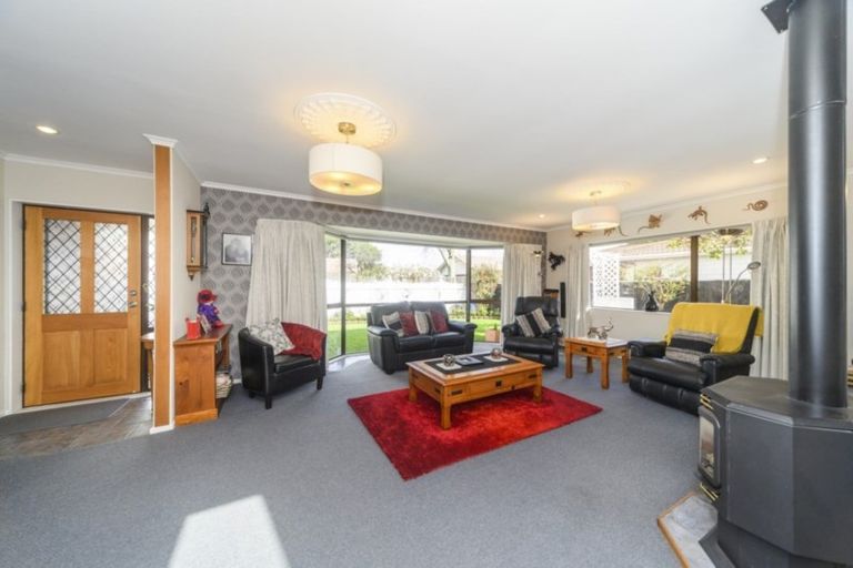 Photo of property in 12a Fraser Court, Roslyn, Palmerston North, 4414