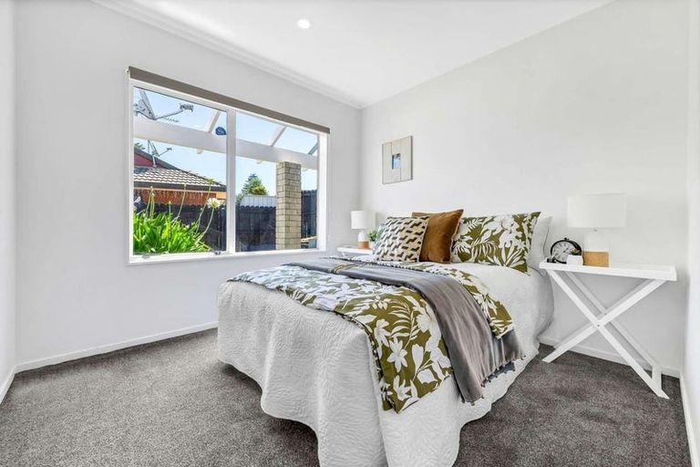 Photo of property in 10 Skelton Avenue, Randwick Park, Auckland, 2105