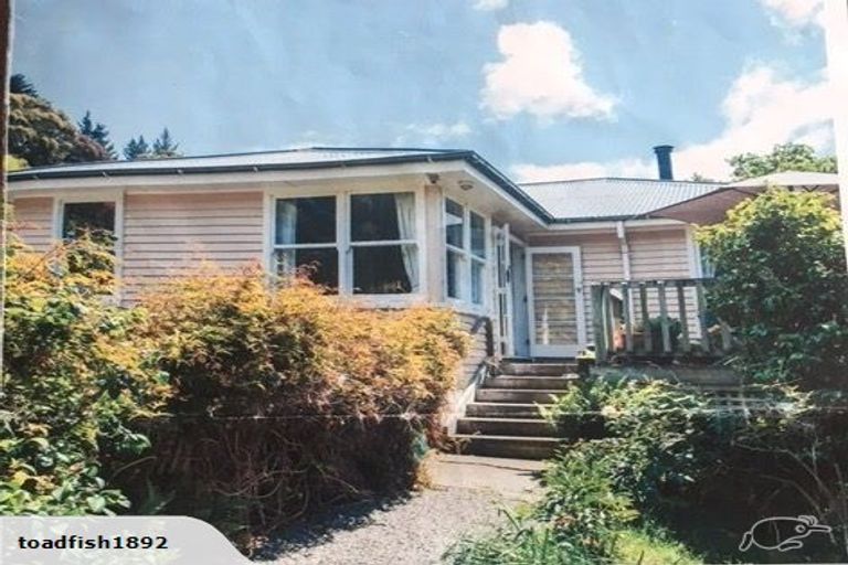 Photo of property in 82 Martindales Road, Heathcote Valley, Christchurch, 8022