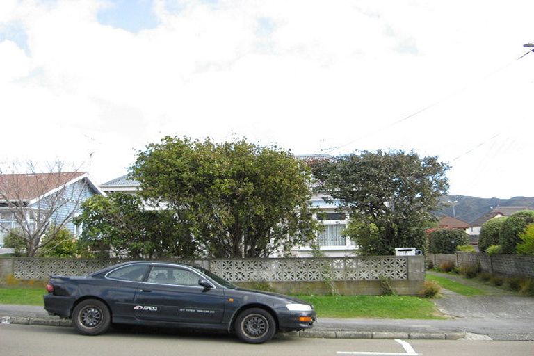 Photo of property in 18 Campbell Street, Karori, Wellington, 6012