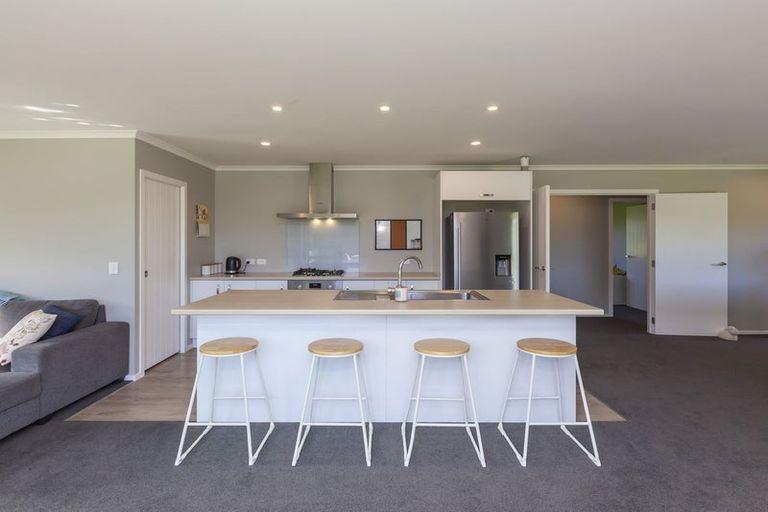 Photo of property in 12 Faydon Close, Ohau, Levin, 5570