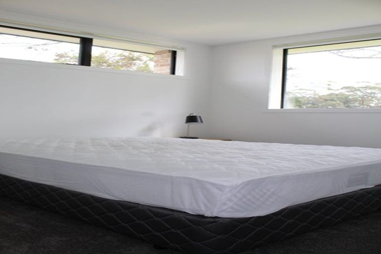 Photo of property in 7/83 Vodanovich Road, Te Atatu South, Auckland, 0610