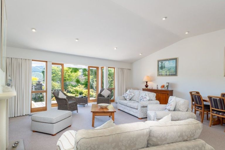 Photo of property in 20a Chatsworth Road, Silverstream, Upper Hutt, 5019