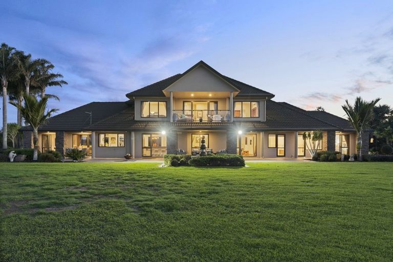 Photo of property in 45e Arana Drive, Karaka, Papakura, 2578