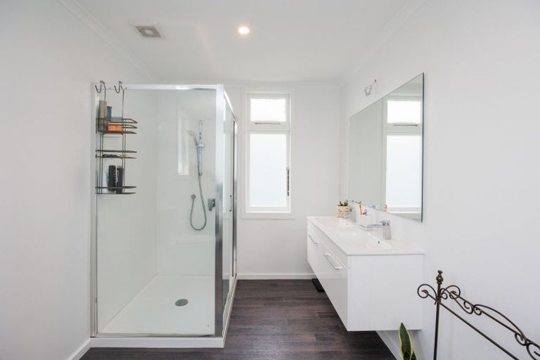 Photo of property in 97 Churchill Avenue, Hokowhitu, Palmerston North, 4410