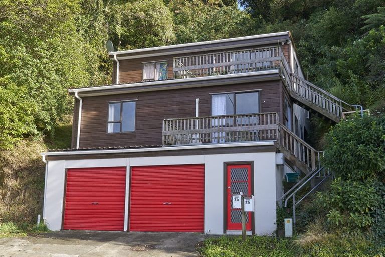 Photo of property in 71a Middleton Road, Johnsonville, Wellington, 6037