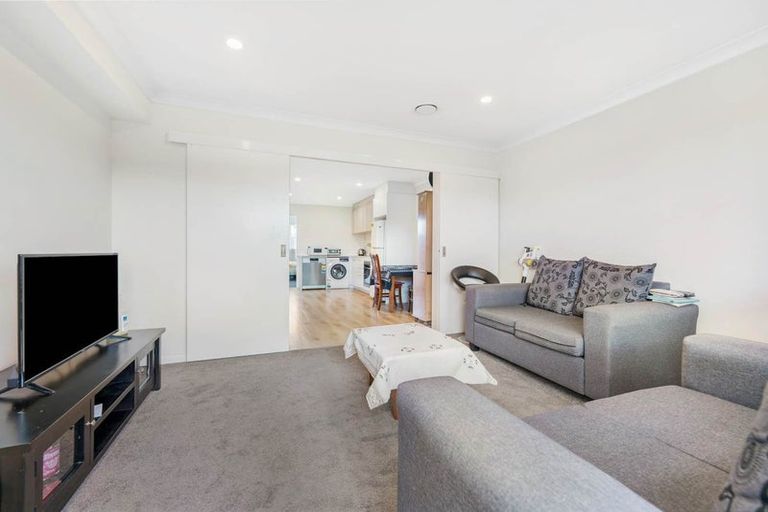 Photo of property in 5 Sun Orchid Avenue, Wiri, Auckland, 2104