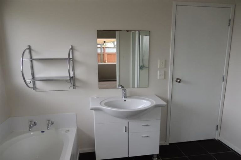 Photo of property in 25a Seddon Crescent, Marewa, Napier, 4110