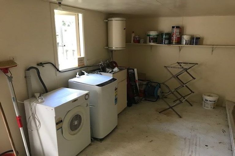 Photo of property in 3/264 Muritai Road, Eastbourne, Lower Hutt, 5013