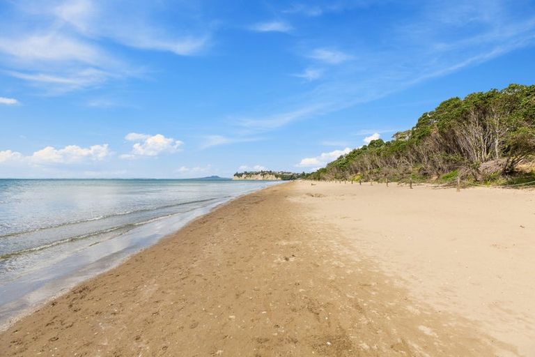 Photo of property in 75 Glenvar Ridge Road, Long Bay, Auckland, 0630