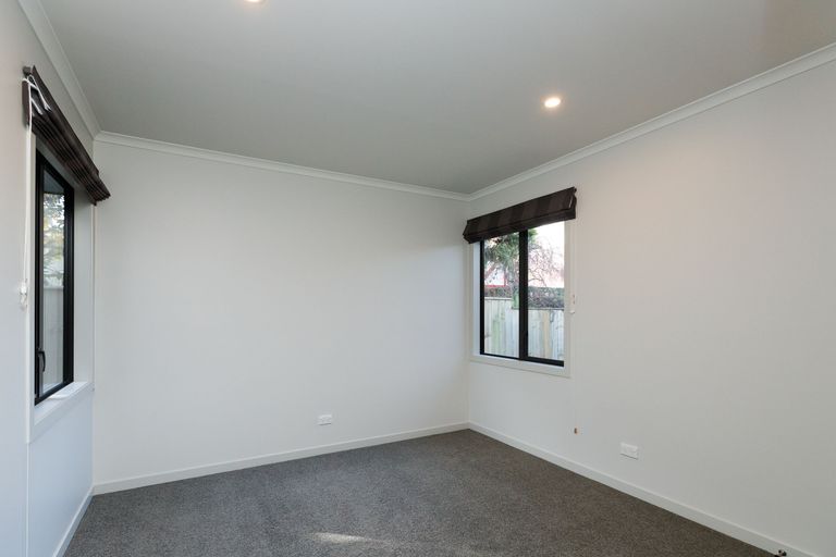Photo of property in 4a Montgomery Terrace, Hokowhitu, Palmerston North, 4410