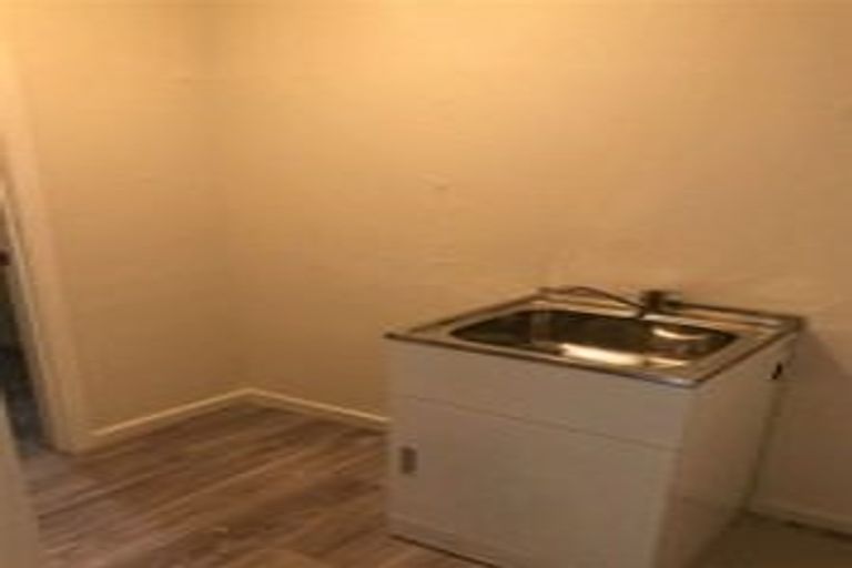 Photo of property in 59 Pah Road, Cockle Bay, Auckland, 2014