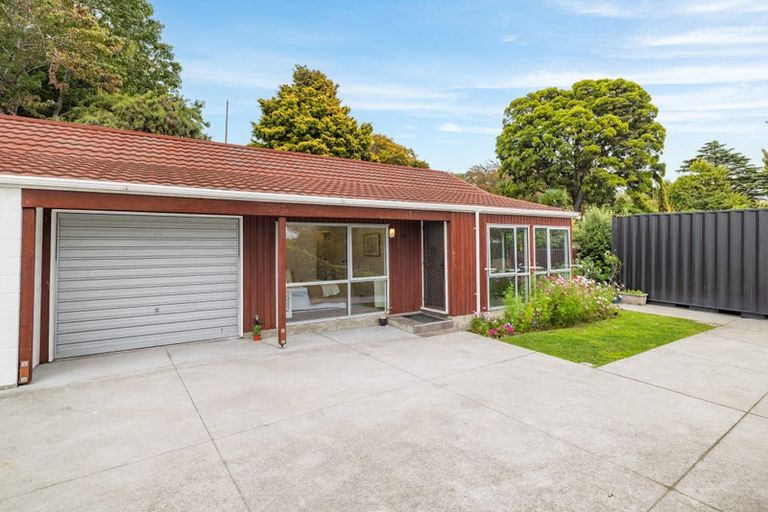 Photo of property in 1/5 Hythe Lane, Saint Martins, Christchurch, 8022