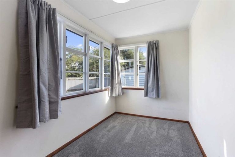 Photo of property in 29 Rowcliffe Crescent, Avonside, Christchurch, 8061