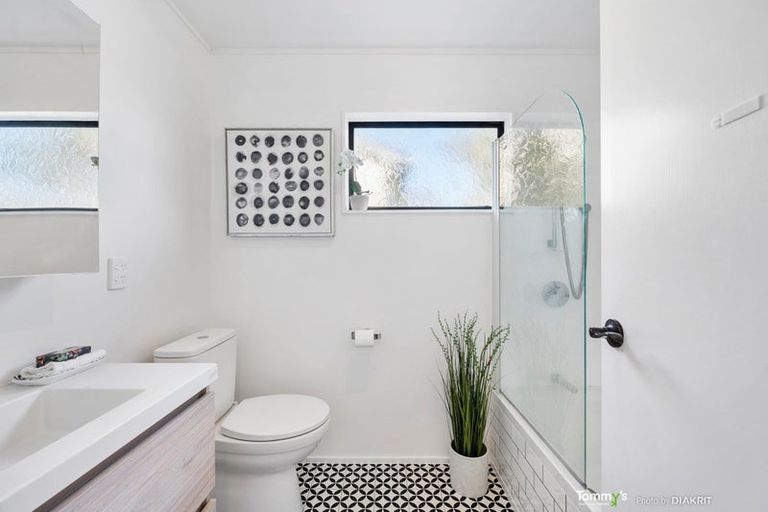 Photo of property in 4/132 Ironside Road, Johnsonville, Wellington, 6037