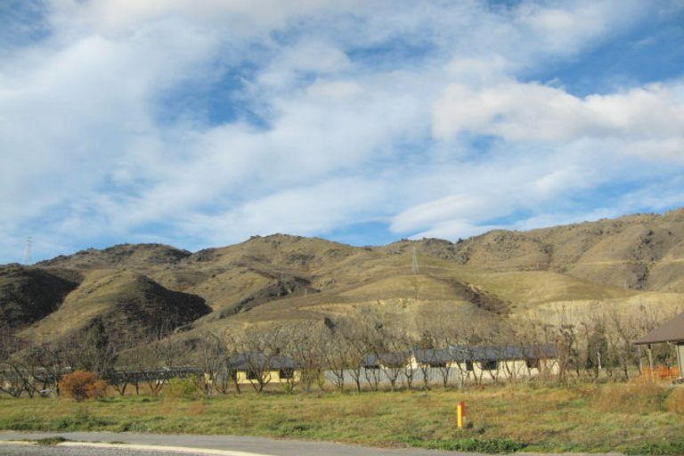 Photo of property in 21 Robertson Court, Cromwell, 9310