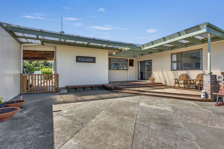 Photo of property in 129 Meeanee Road, Jervoistown, Napier, 4112