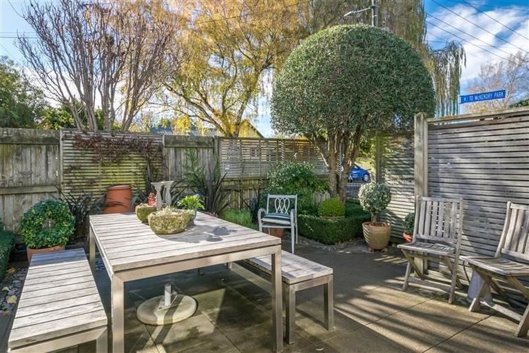 Photo of property in 15 Ward Street, Springlands, Blenheim, 7201