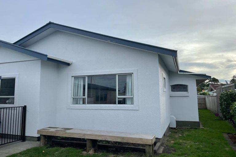 Photo of property in 14 Darnell Street, Fitzroy, New Plymouth, 4312