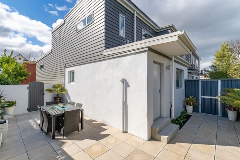 Photo of property in 1/30 Armagh Street, Christchurch Central, Christchurch, 8013