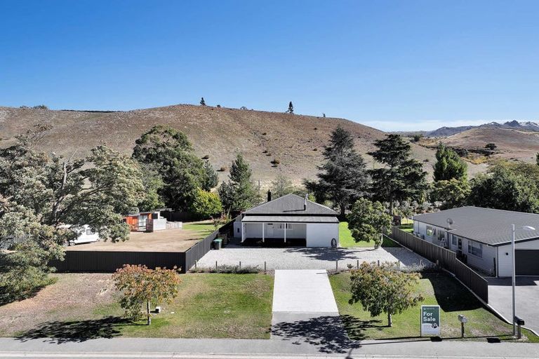 Photo of property in 710 Luggate-cromwell Road, Mount Pisa, Cromwell, 9383