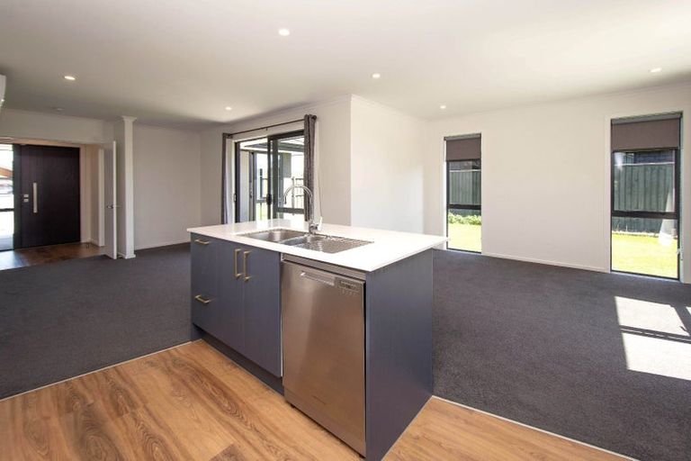 Photo of property in 324 Halswell Junction Road, Halswell, Christchurch, 8025