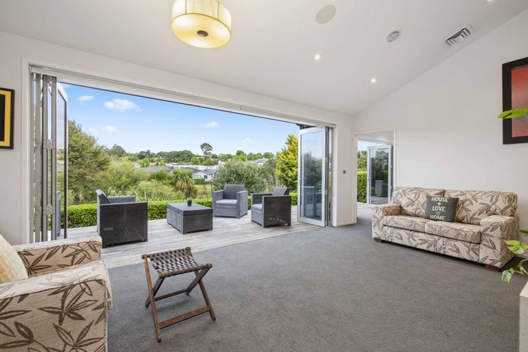 Photo of property in 11 Stockyard Crescent, Pukekohe, 2120