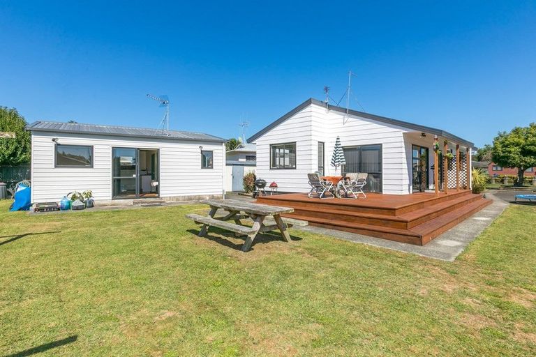 Photo of property in 3 Bartholomew Drive, Nawton, Hamilton, 3200