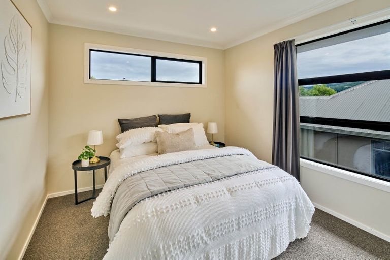 Photo of property in 18b Royal Street, Upper Hutt Central, Upper Hutt, 5018