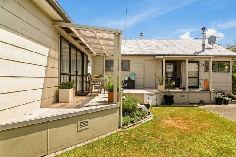 Photo of property in 35 Barnard Road, Fairy Springs, Rotorua, 3015