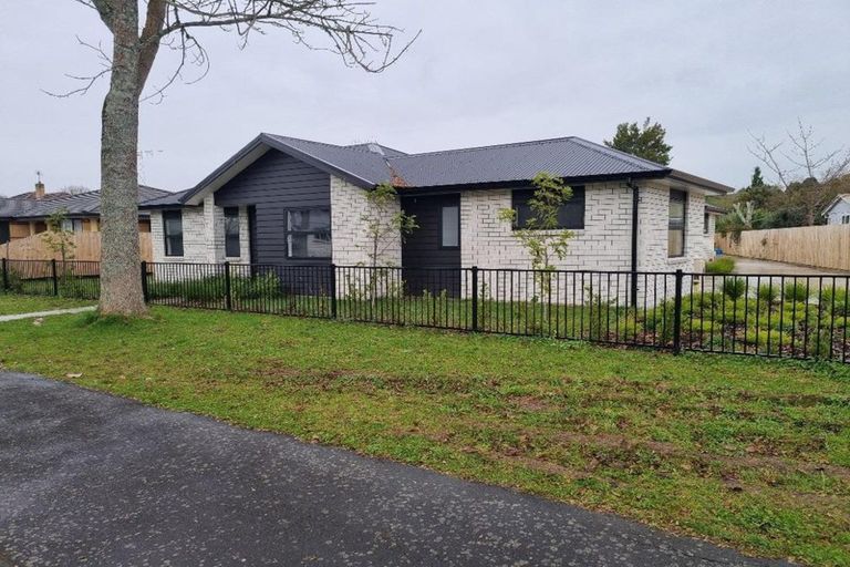 Photo of property in 1/11 Forster Avenue, Hillcrest, Hamilton, 3216