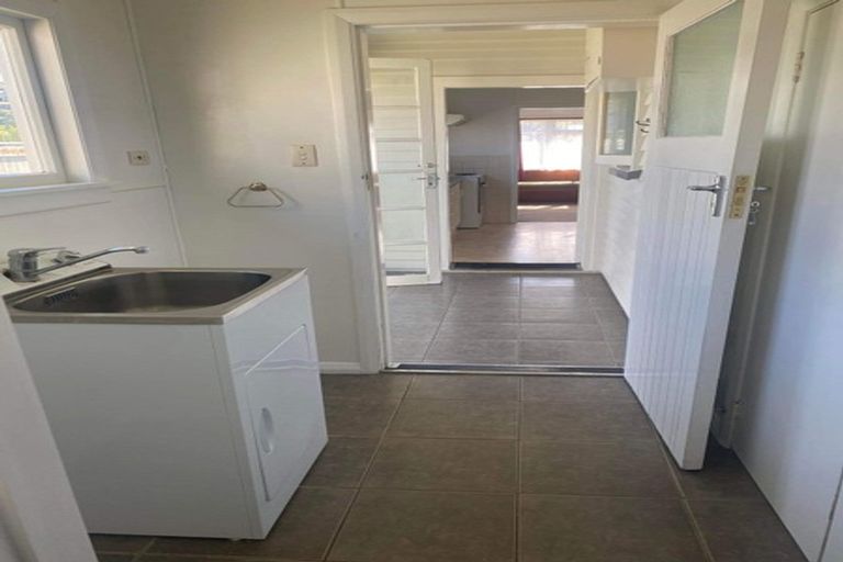 Photo of property in 194a Ngamotu Road, Spotswood, New Plymouth, 4310