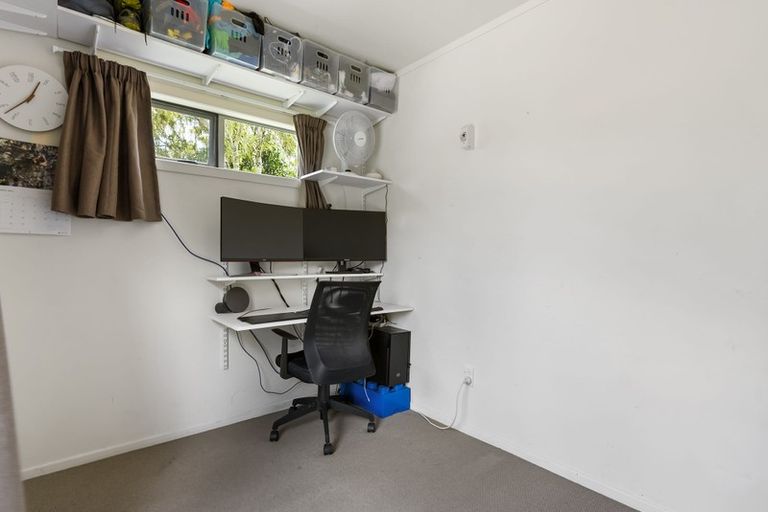 Photo of property in 2/41 Brandon Road, Glen Eden, Auckland, 0602