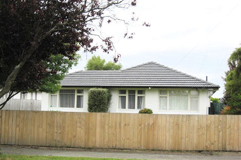 Photo of property in 10 Shaftesbury Street, Avonhead, Christchurch, 8042