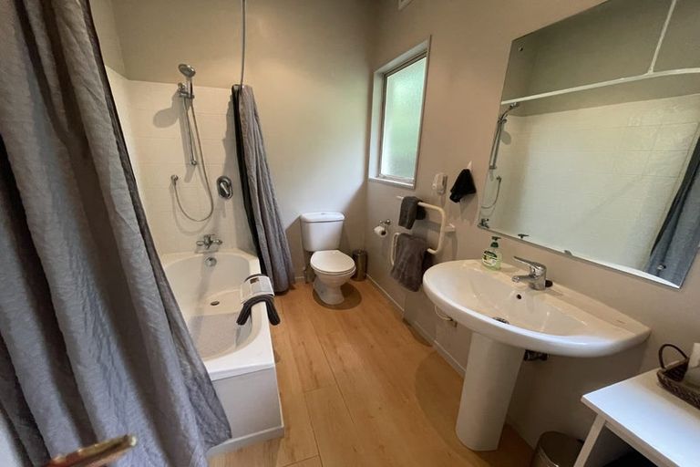 Photo of property in 15a Achilles Crescent, Narrow Neck, Auckland, 0624