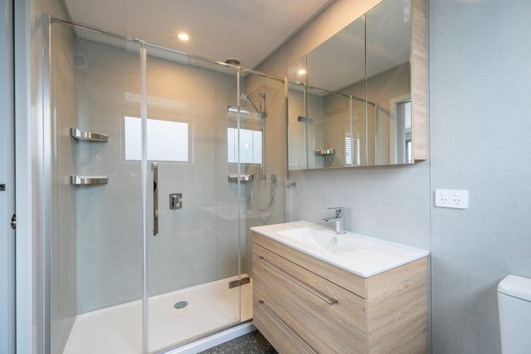 Photo of property in 22a Lawson Burrows Crescent, Te Anau, 9600