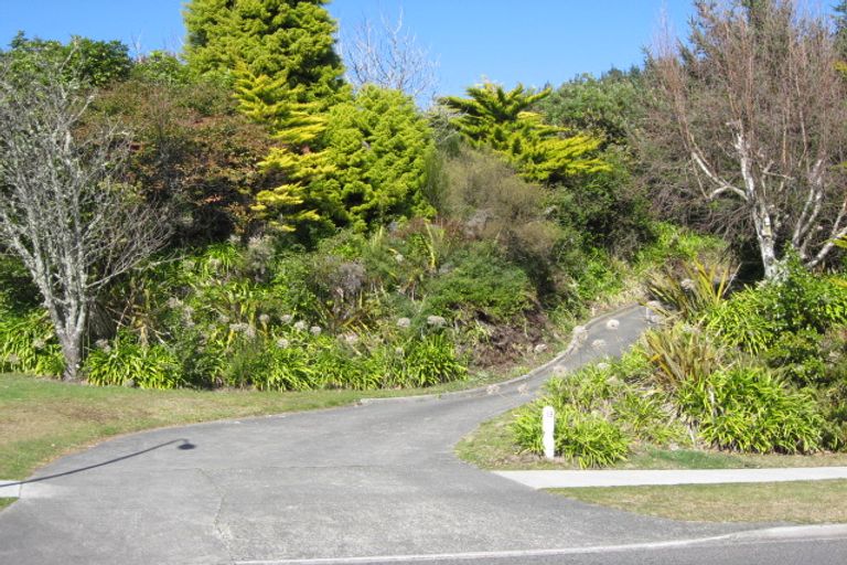 Photo of property in 15 Rangimoana Avenue, Motuoapa, 3382