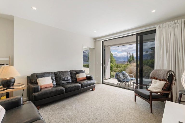 Photo of property in Kamahi Street, Wanaka, 9305