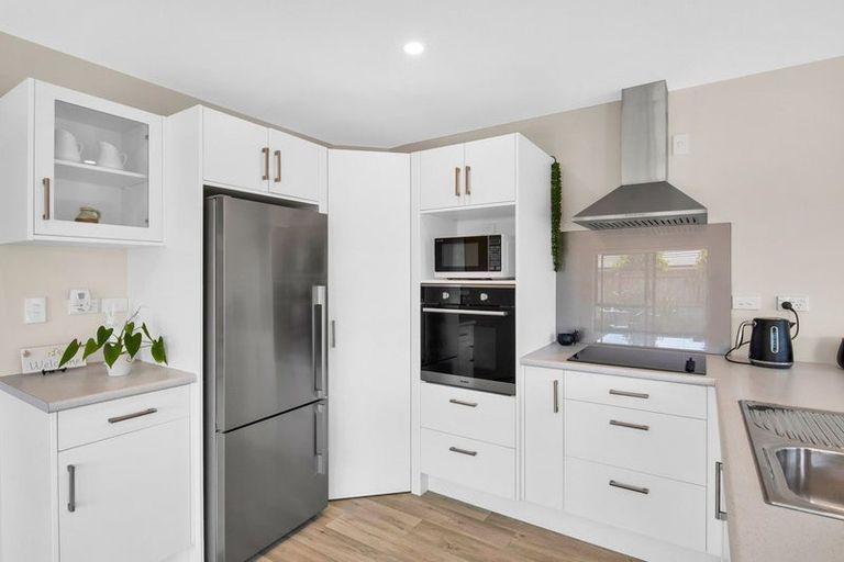 Photo of property in Georgia Estate, 14/3 Georgia Grove, Paraparaumu, 5032