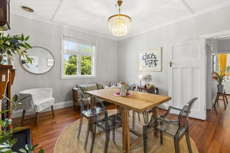 Photo of property in 19 Thorby Street, Northland, Wellington, 6012